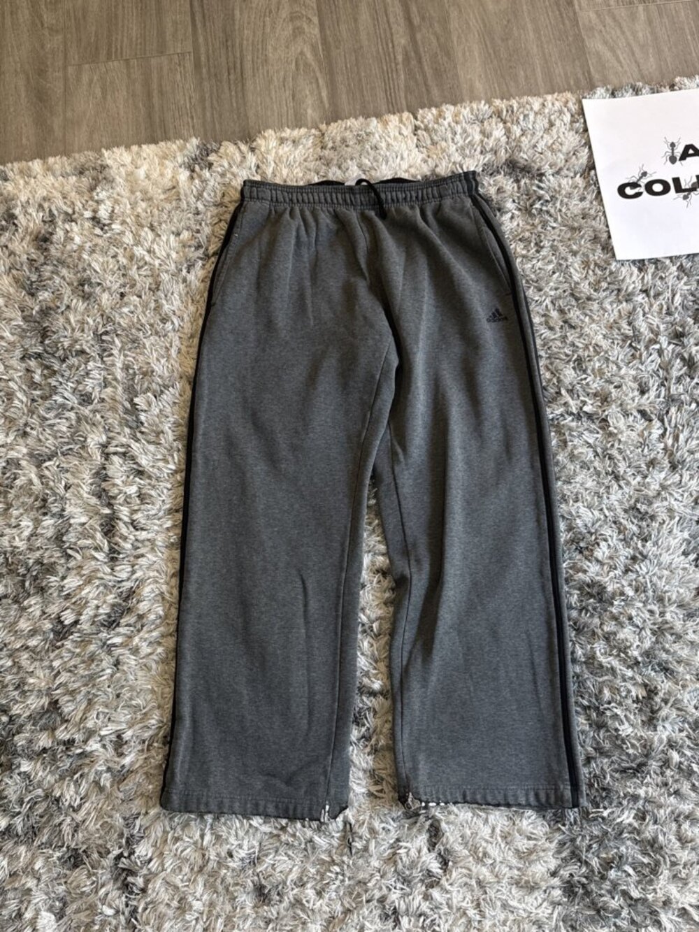 Adidas Gray 00 S Striped Distressed Sweatpants Men Medium M Thrashed Sz MEDIUM